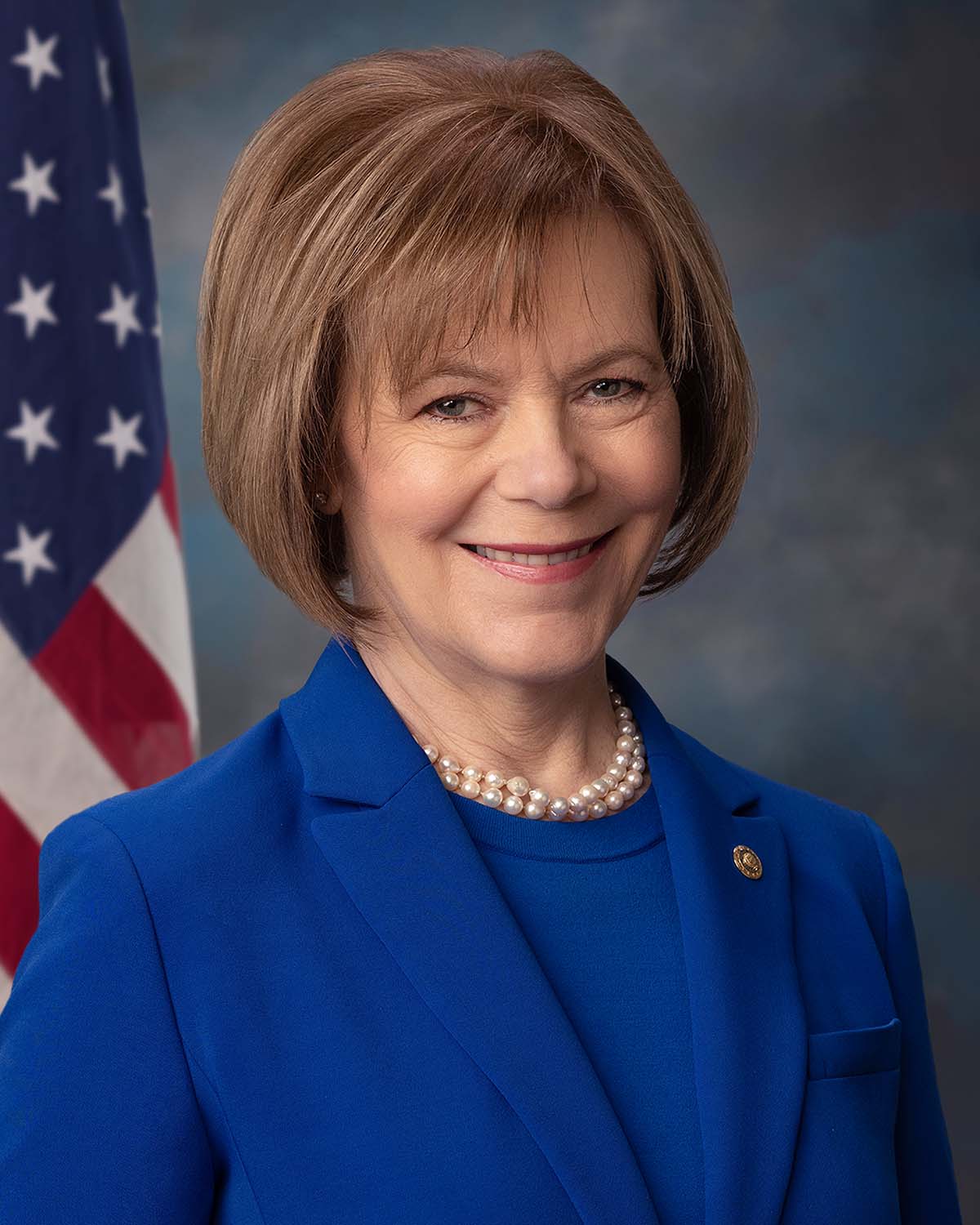 Official Photo of Senator Tina Smith
